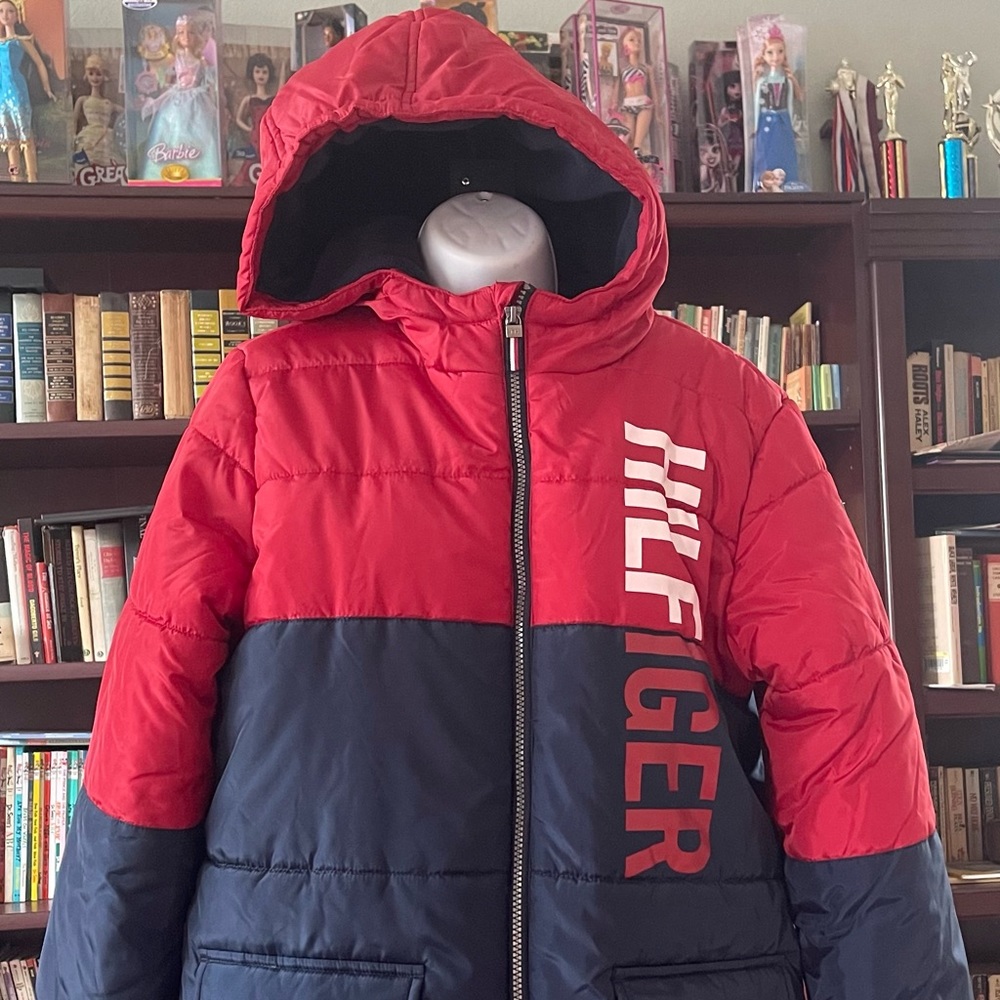 NWT Tommy Hilfiger boys size 18 puffer